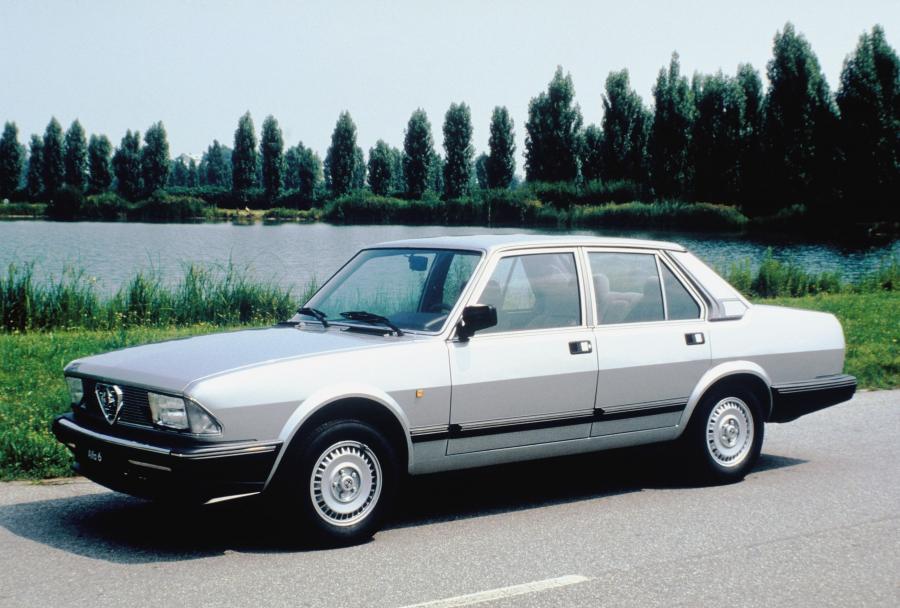  Alfa Romeo Alfa 6 (119) 1983 года  (фото 5 из 17)